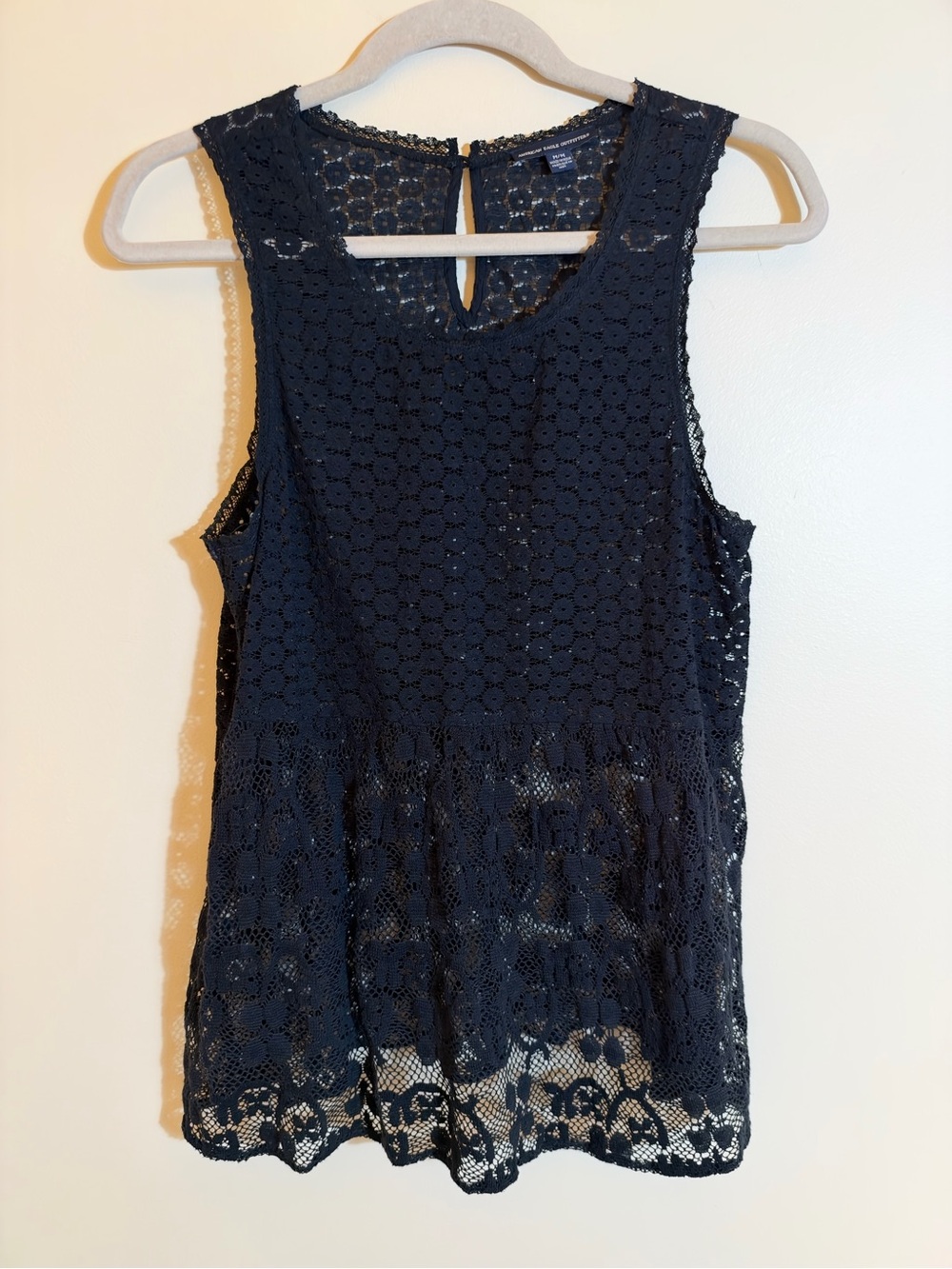 American Eagle Sleeveless Black Lace Shell Tank Top Women’s Medium